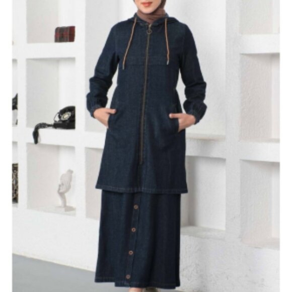 NWT Denim Hooded Jacket and Button Skirt Set Dark Blue - size 46 EUR, fits small - Picture 1 of 15